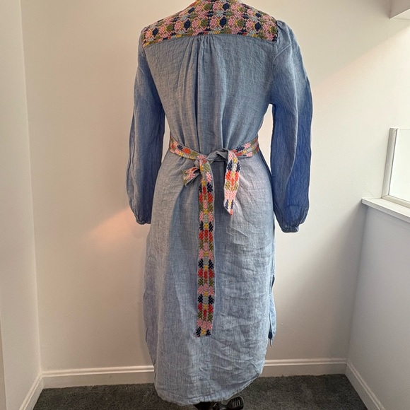 Boden Leonie Embroidered Long Sleeve Linen caftan in blue - Picture 8 of 15